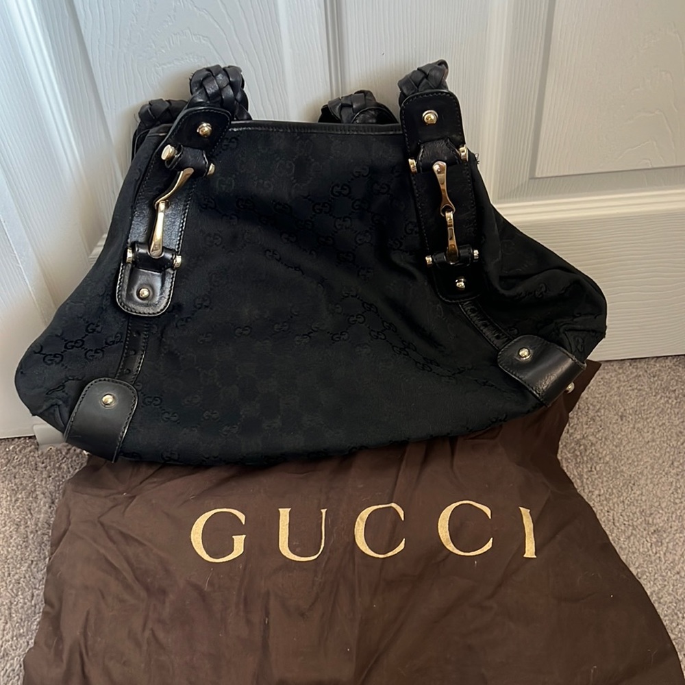 Large used black Gucci hobo